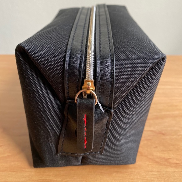 NWOT WANT LES ESSENTIELS Black Canvas Travel Bag Pouch - Picture 5 of 12